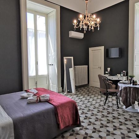 Chez Moi Charme B&B Лечче Экстерьер фото