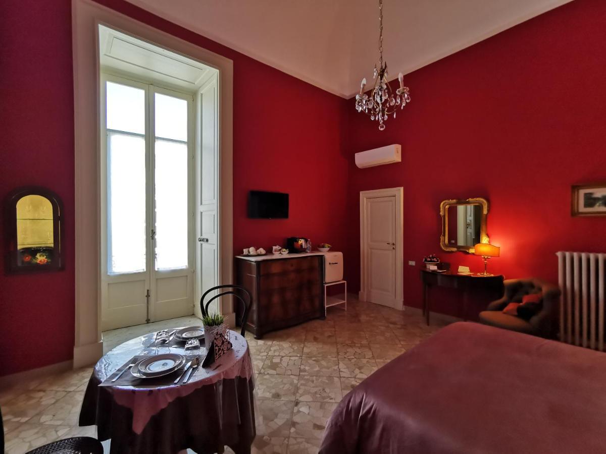 Chez Moi Charme B&B Лечче Экстерьер фото
