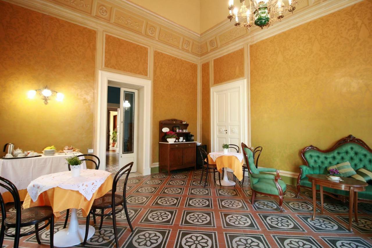 Chez Moi Charme B&B Лечче Экстерьер фото