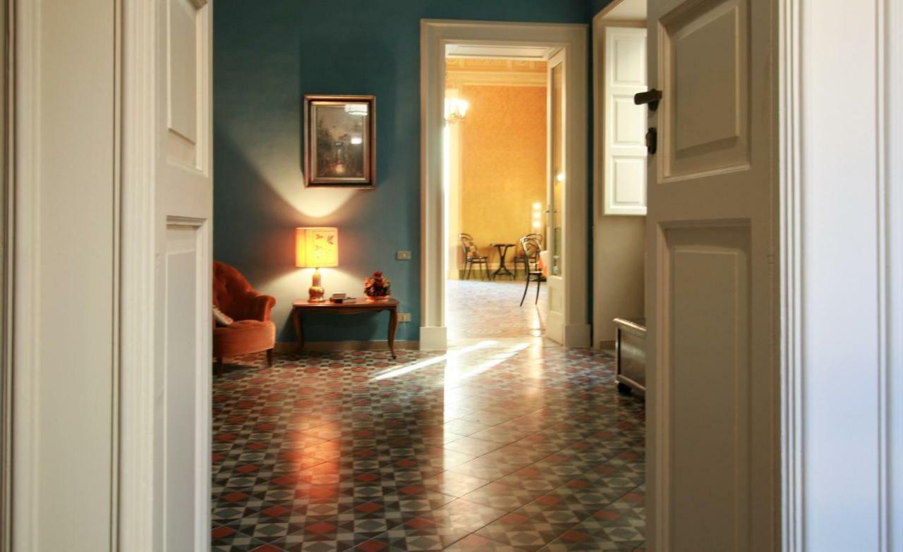 Chez Moi Charme B&B Лечче Экстерьер фото